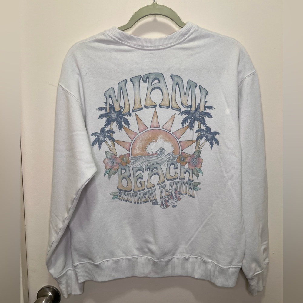 Hollister Co. Miami Beach Southern Florida graphic crewneck sweatshirt.